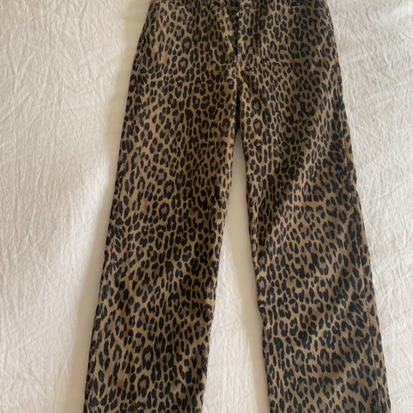 Levi's Ribcage Leopard Pants - Picture 2 of 5
